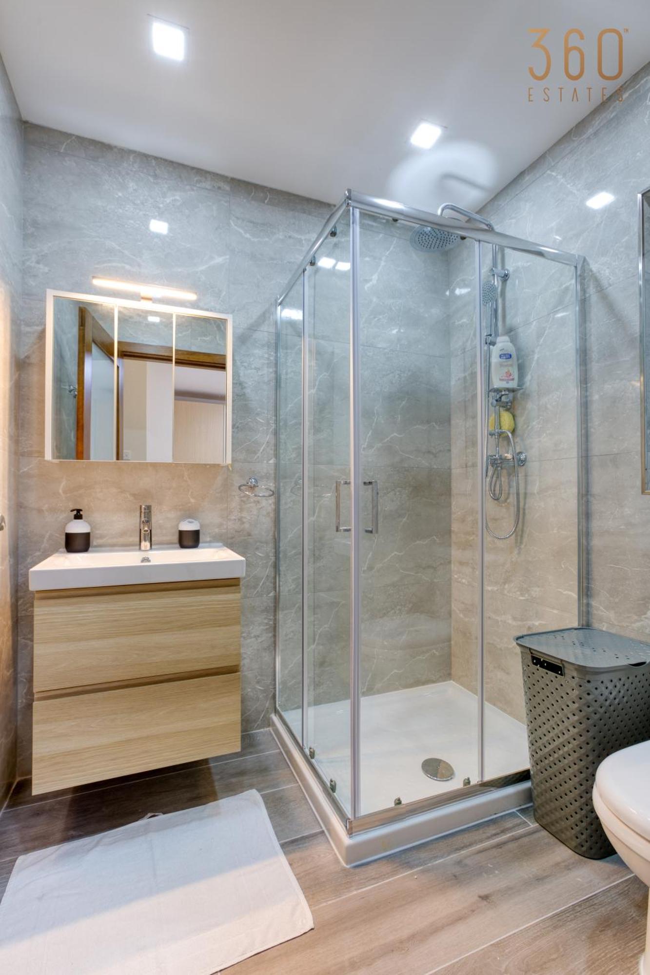 Lovely 3br With Private Terrace In By 360 Estates